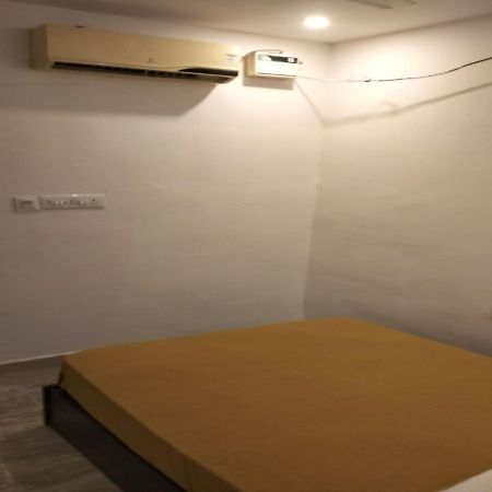 Queen D Tower - By Grands Inn Hospitality Tallākulam エクステリア 写真